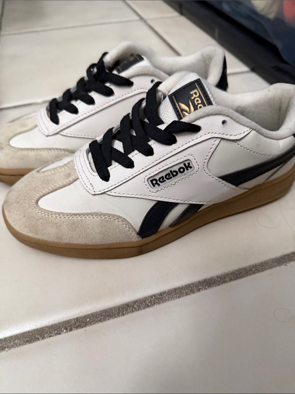 Reebok s Classic WomensWhite & Black Leather Sneakers